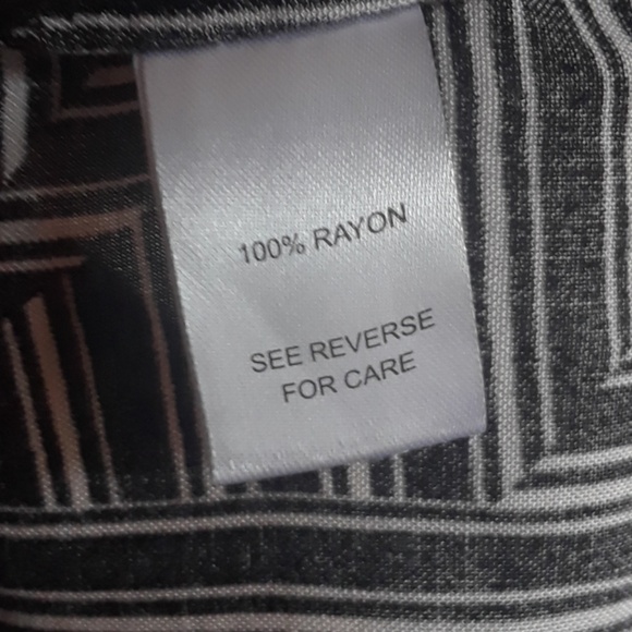 Black and white dress - Picture 4 of 4